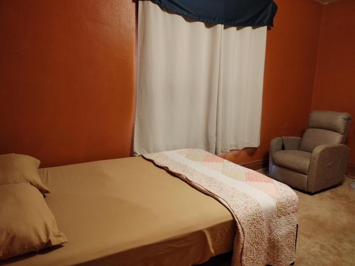 Cool And Affordable * Galesburg